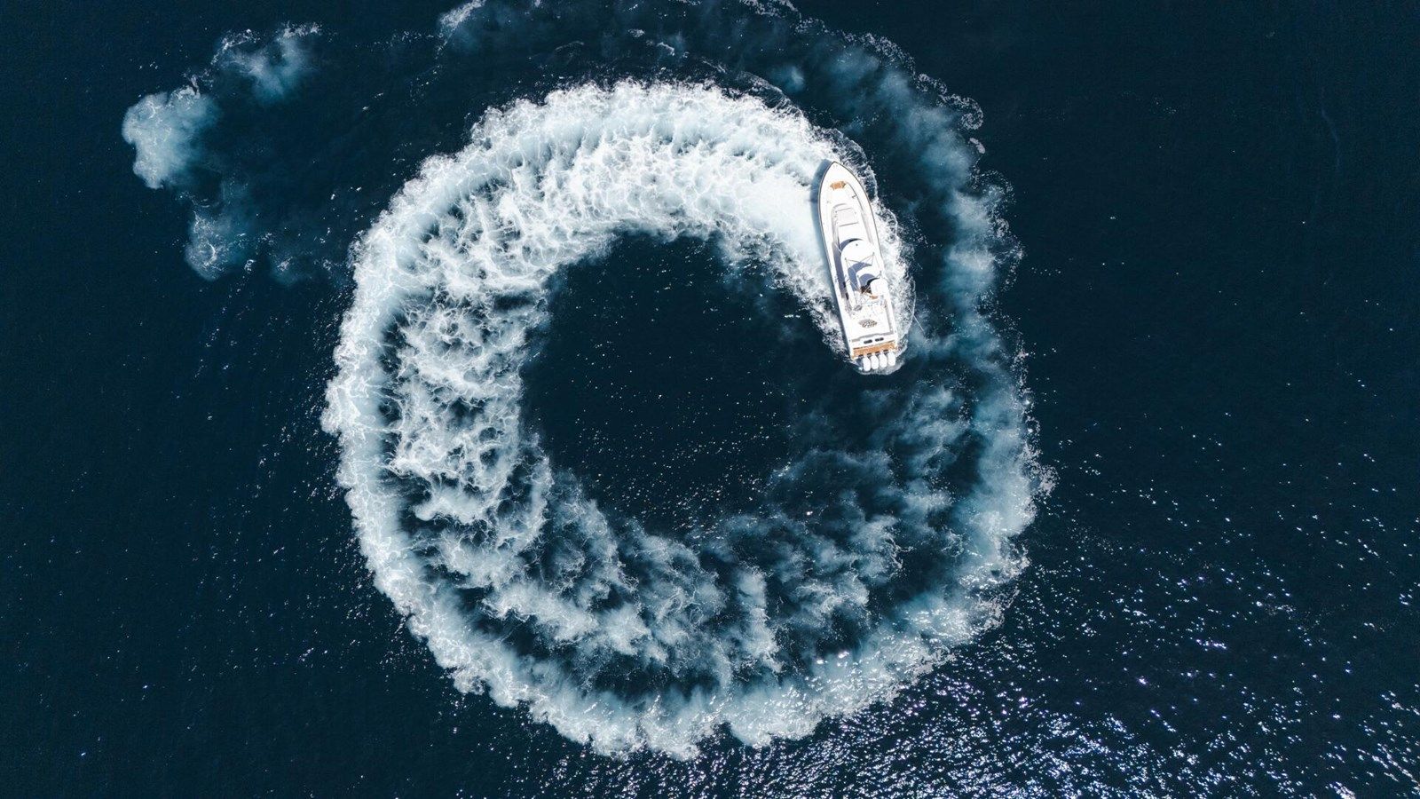 the best price on Galati Yacht Sales Trade