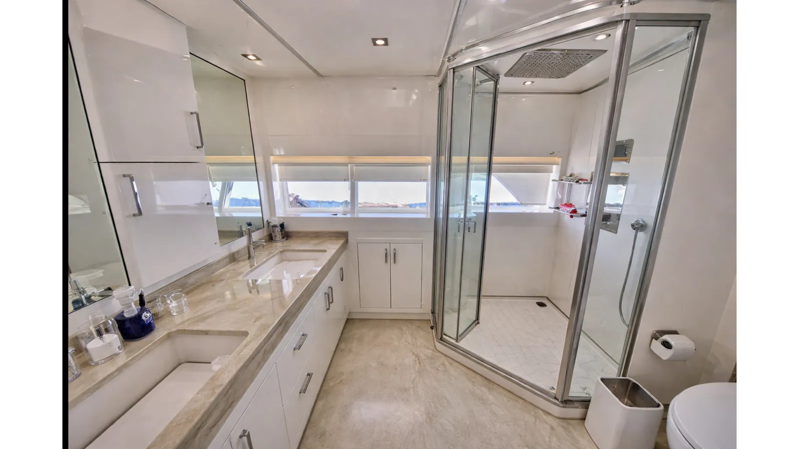 Купить яхту Y 2011 в Shestakov Yacht Sales