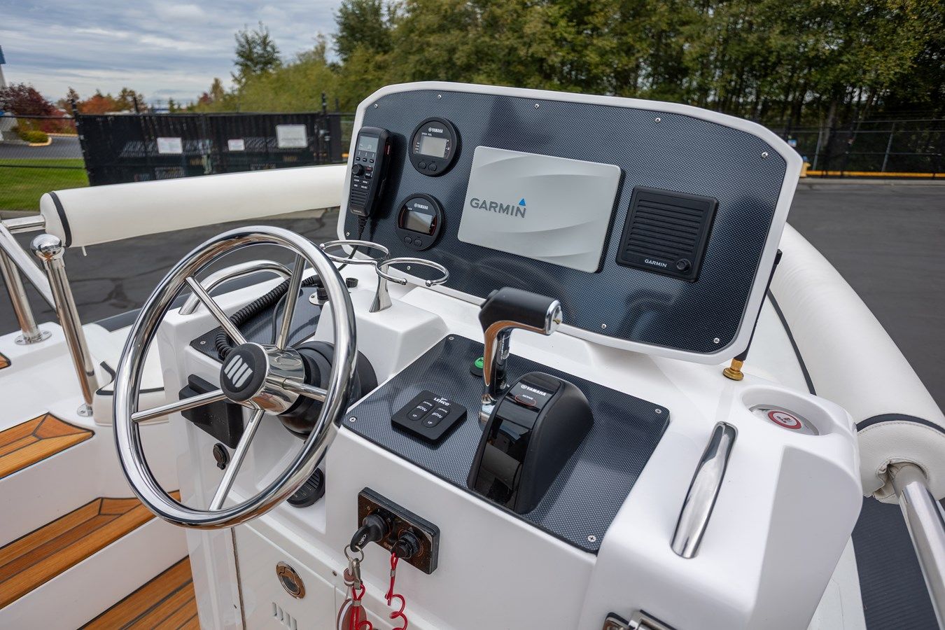 Buy a yacht NOVURANIA 600 LX 600 LX