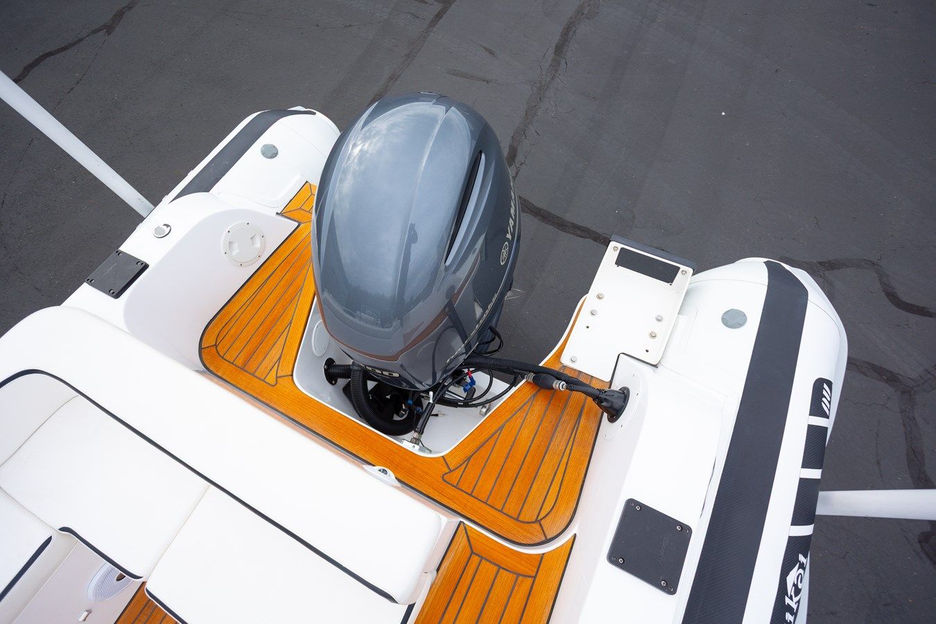 the best price on NOVURANIA 600 LX 2020