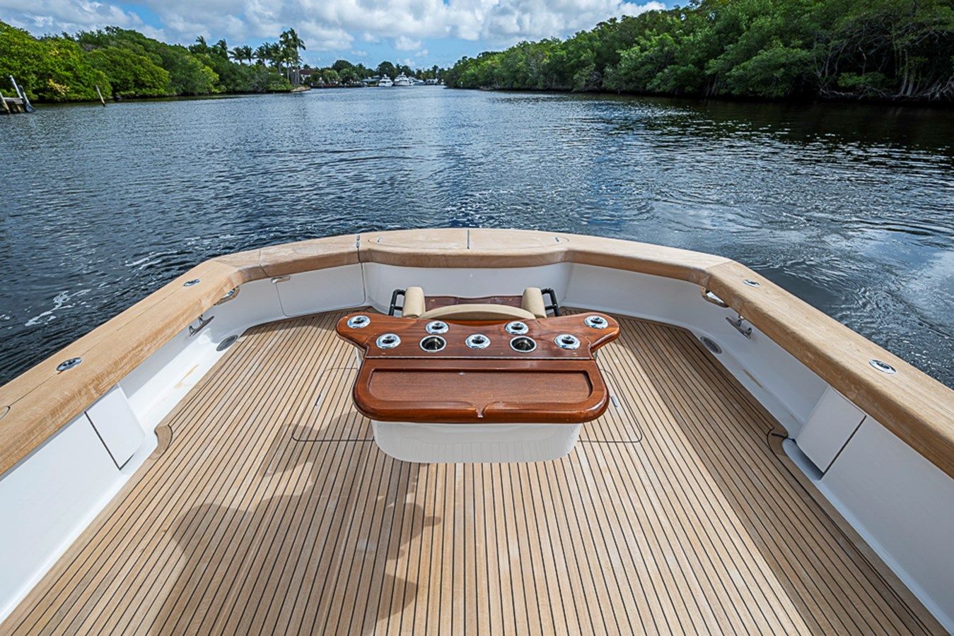 FIRST LIGHT - WINTER CUSTOM YACHTS