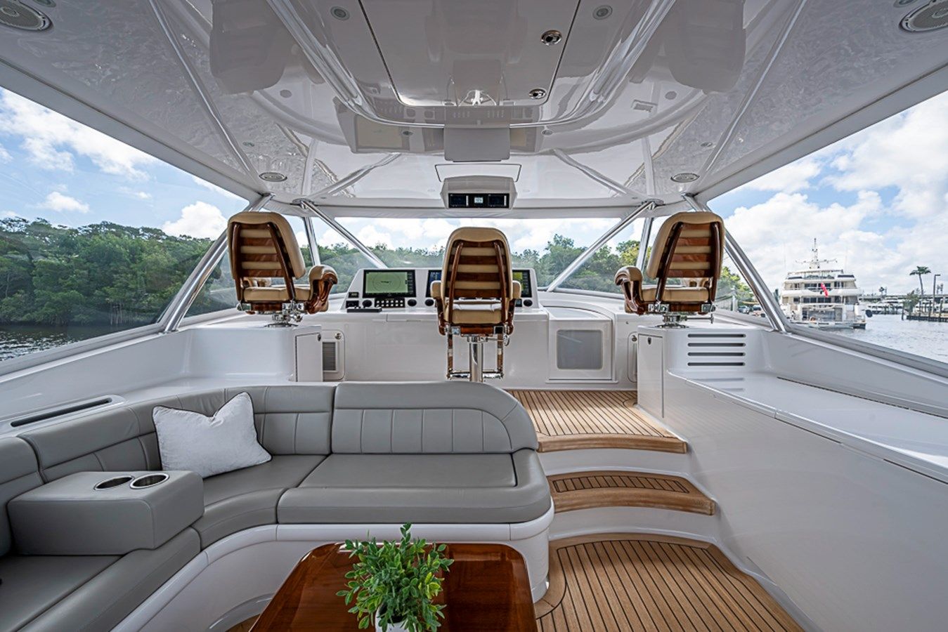 the best price on FIRST LIGHT 2018