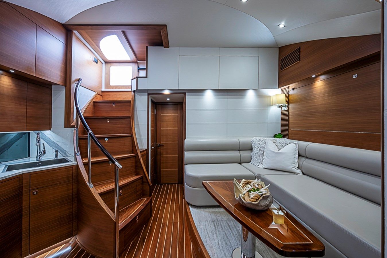 Buy a FIRST LIGHT - WINTER CUSTOM YACHTS at Shestakov Yacht Sales