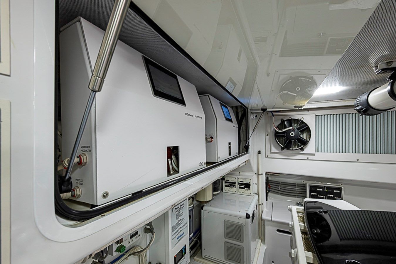 FIRST LIGHT 2018 yacht sale