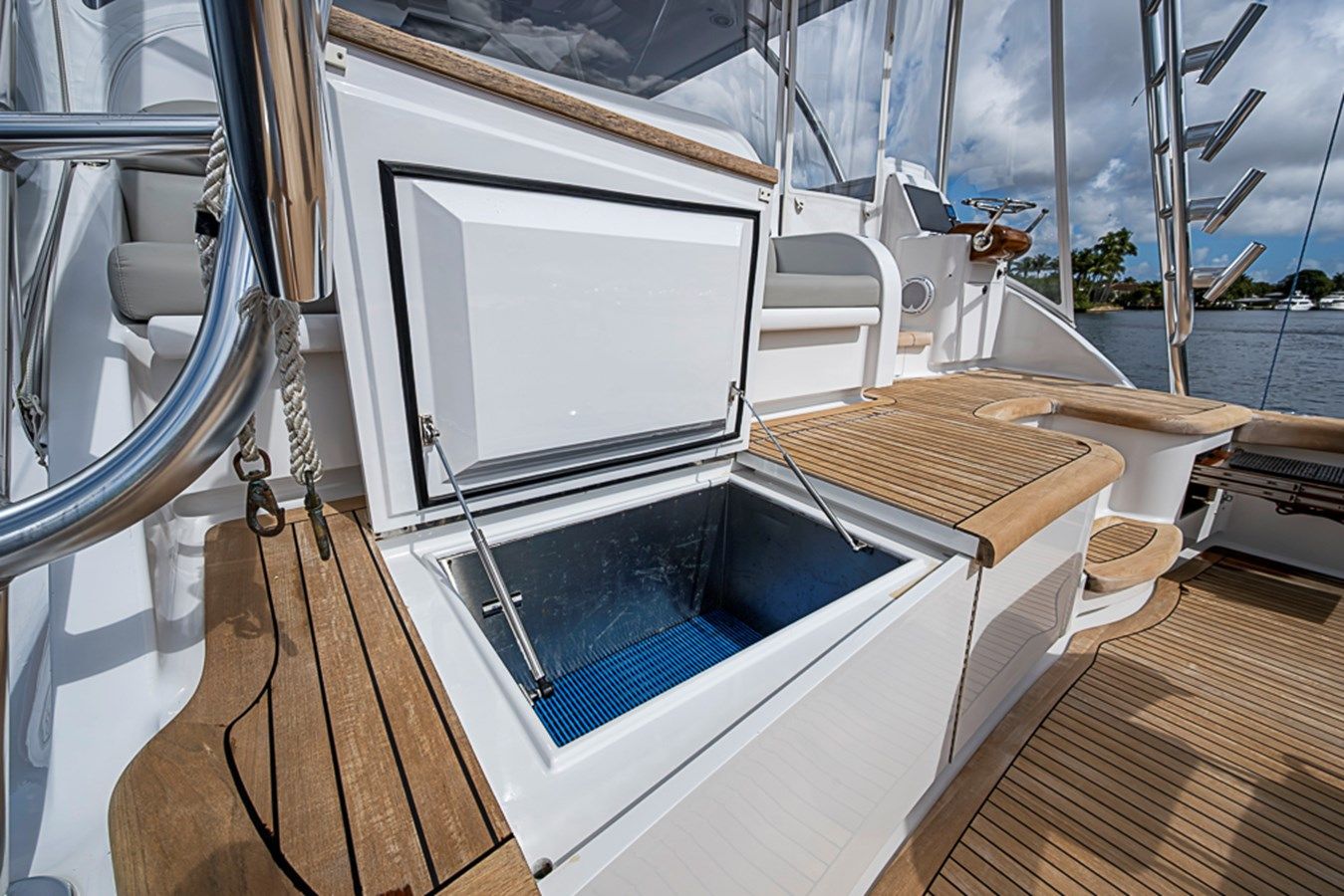 Buy a FIRST LIGHT 2018 at Shestakov Yacht Sales