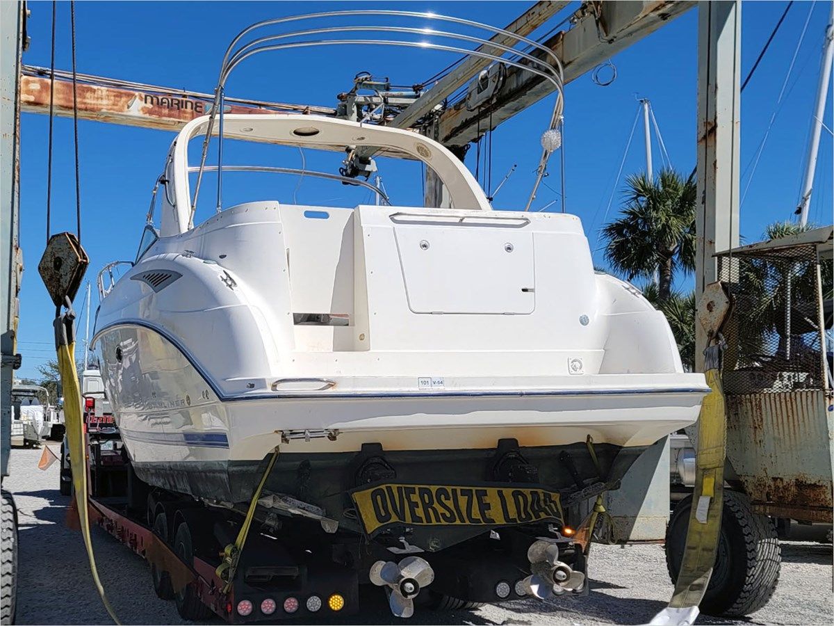 Buy a yacht 33' Bayliner 2006 325 2006