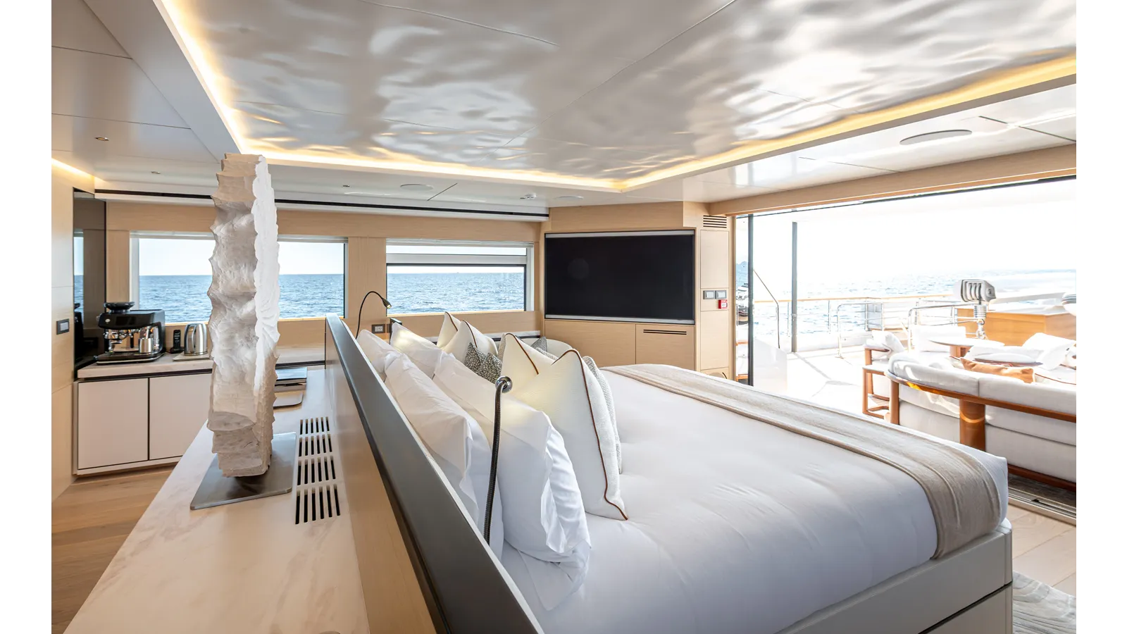 Buy a NUMARINE 37XP-21 121 at Shestakov Yacht Sales