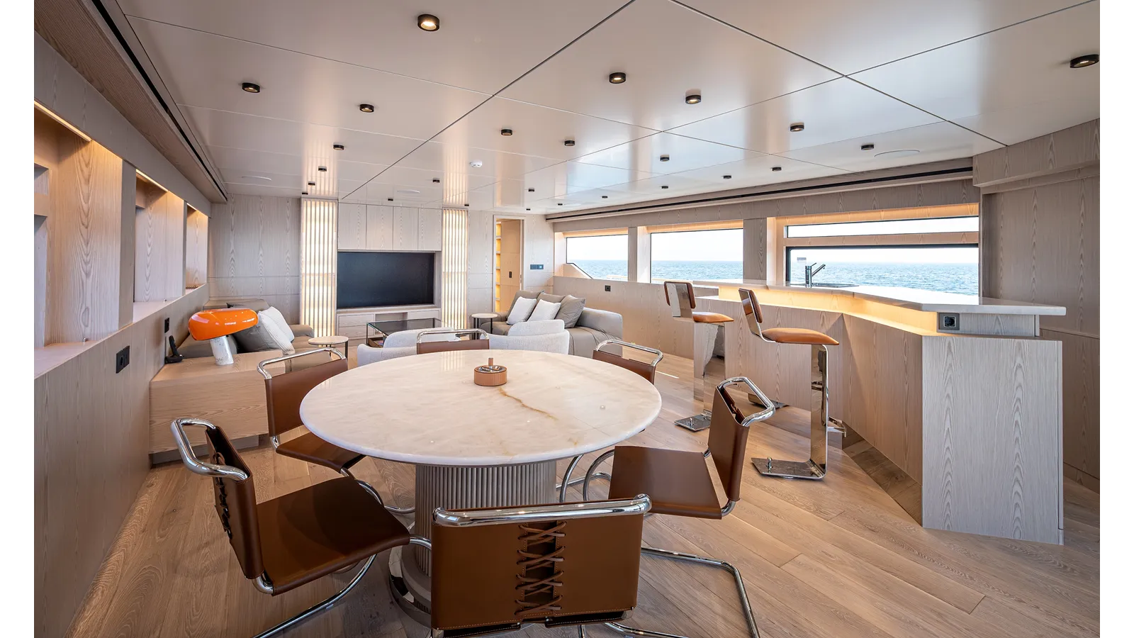 Buy a NUMARINE 40MXP - Numarine at Shestakov Yacht Sales