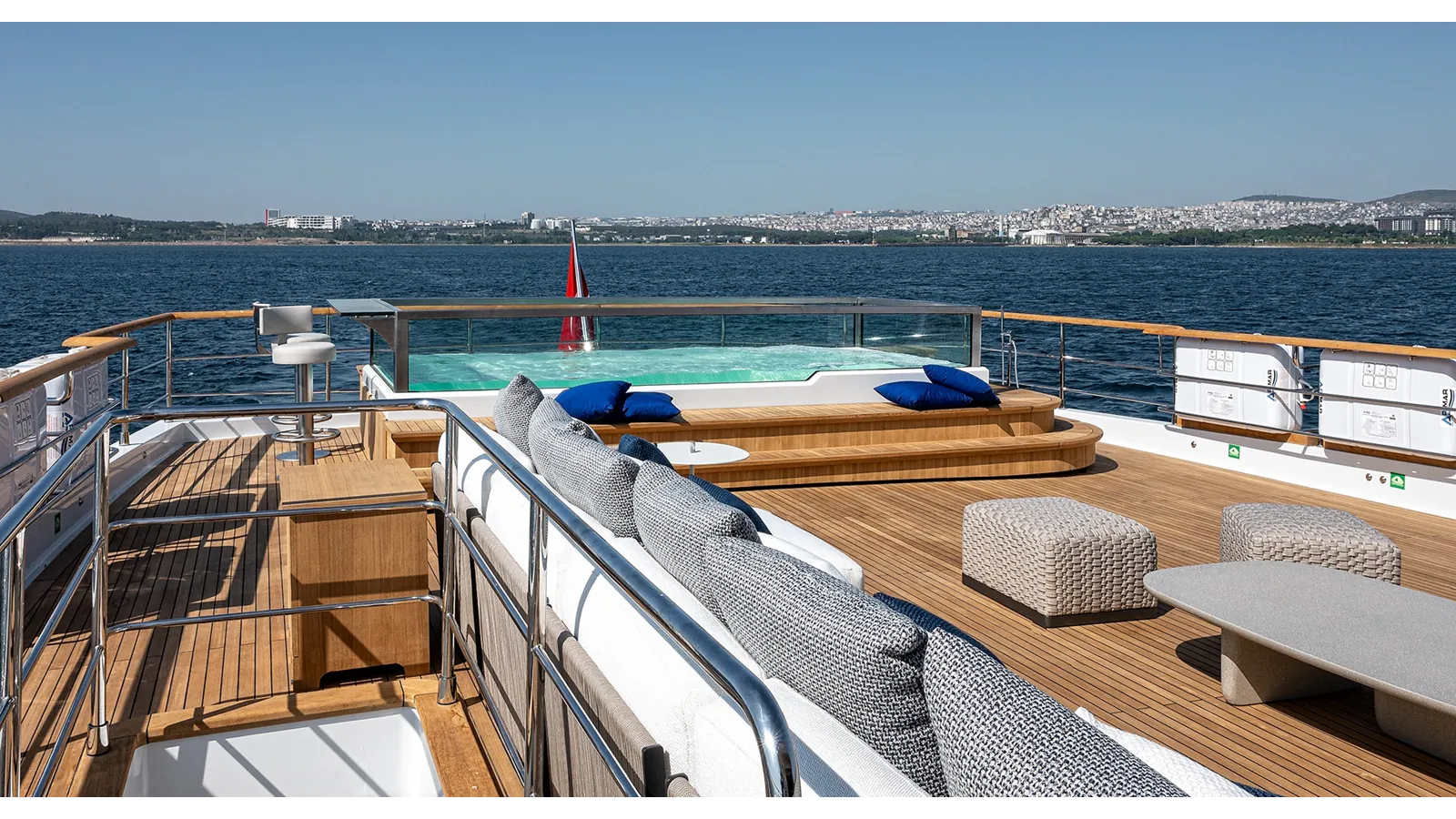 Buy a NUMARINE 40MXP 2027 at Shestakov Yacht Sales