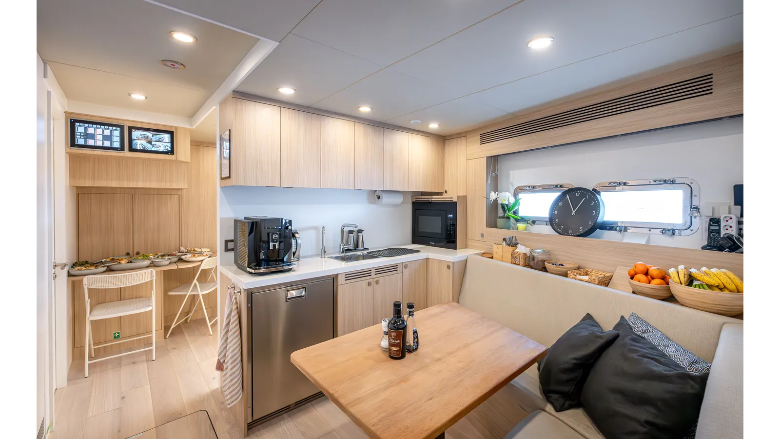 best yacht sales deals NUMARINE 37XP-21 - Numarine