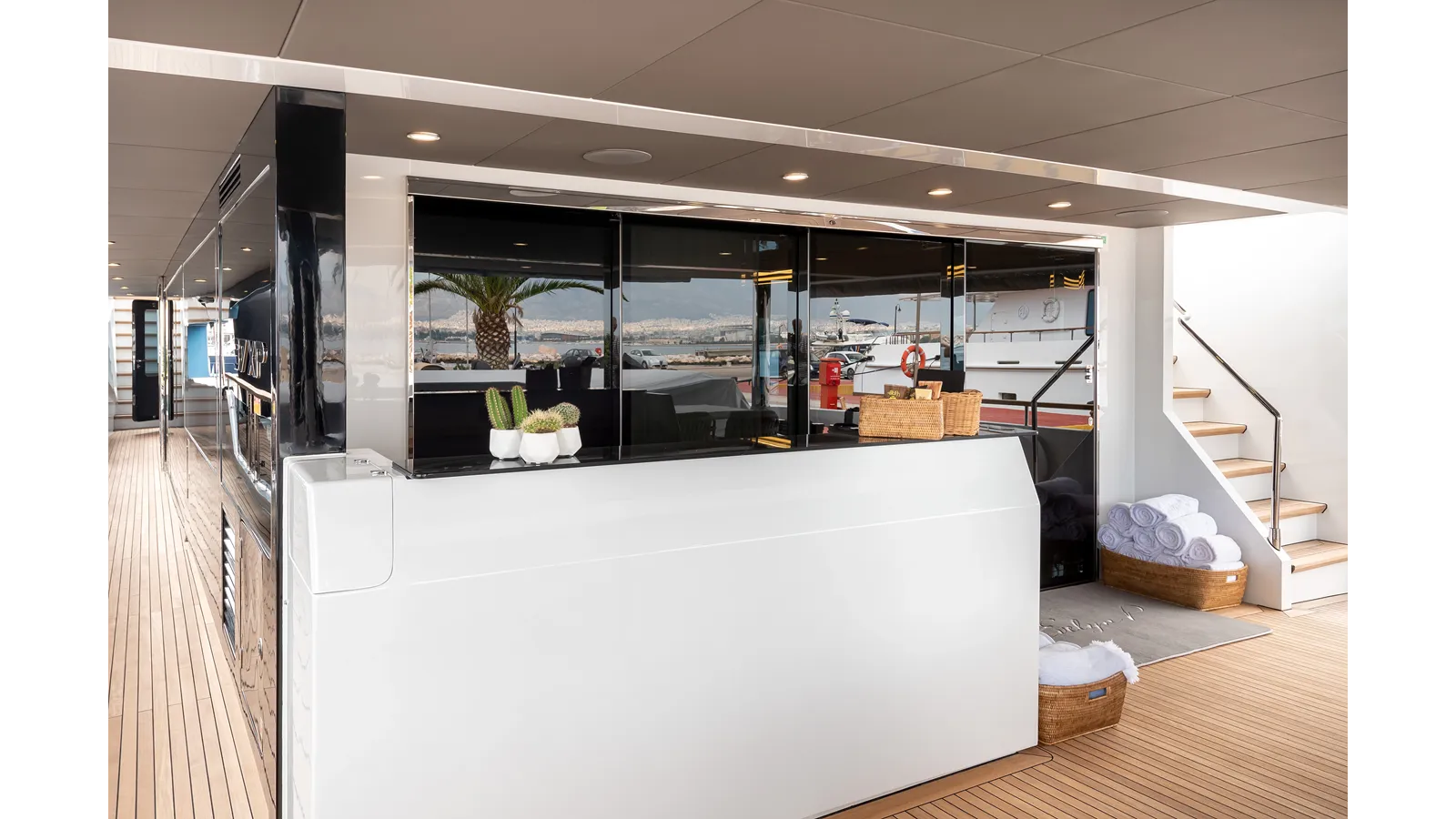 the best price on NUMARINE 37XP-21