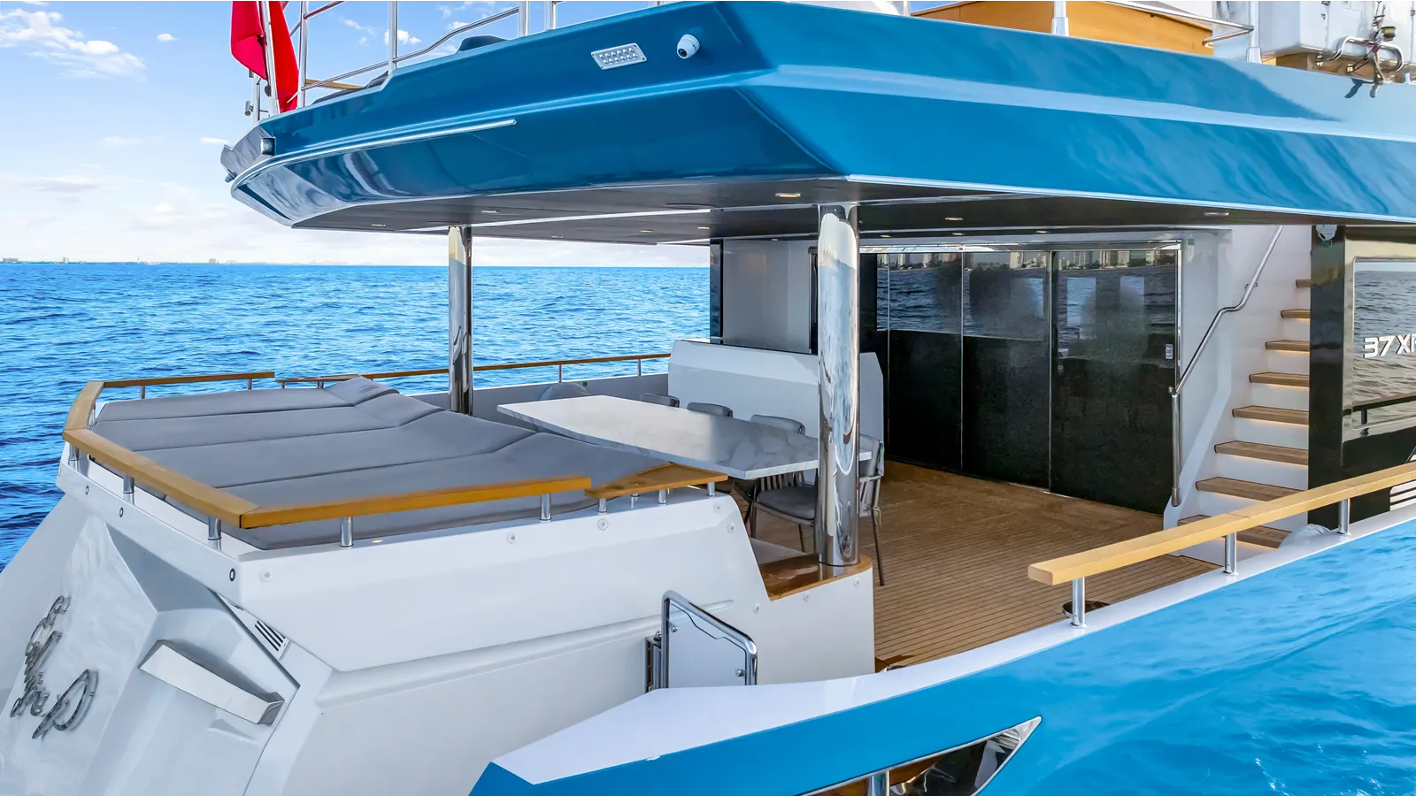 Buy a yacht NUMARINE 37XP-21 2027