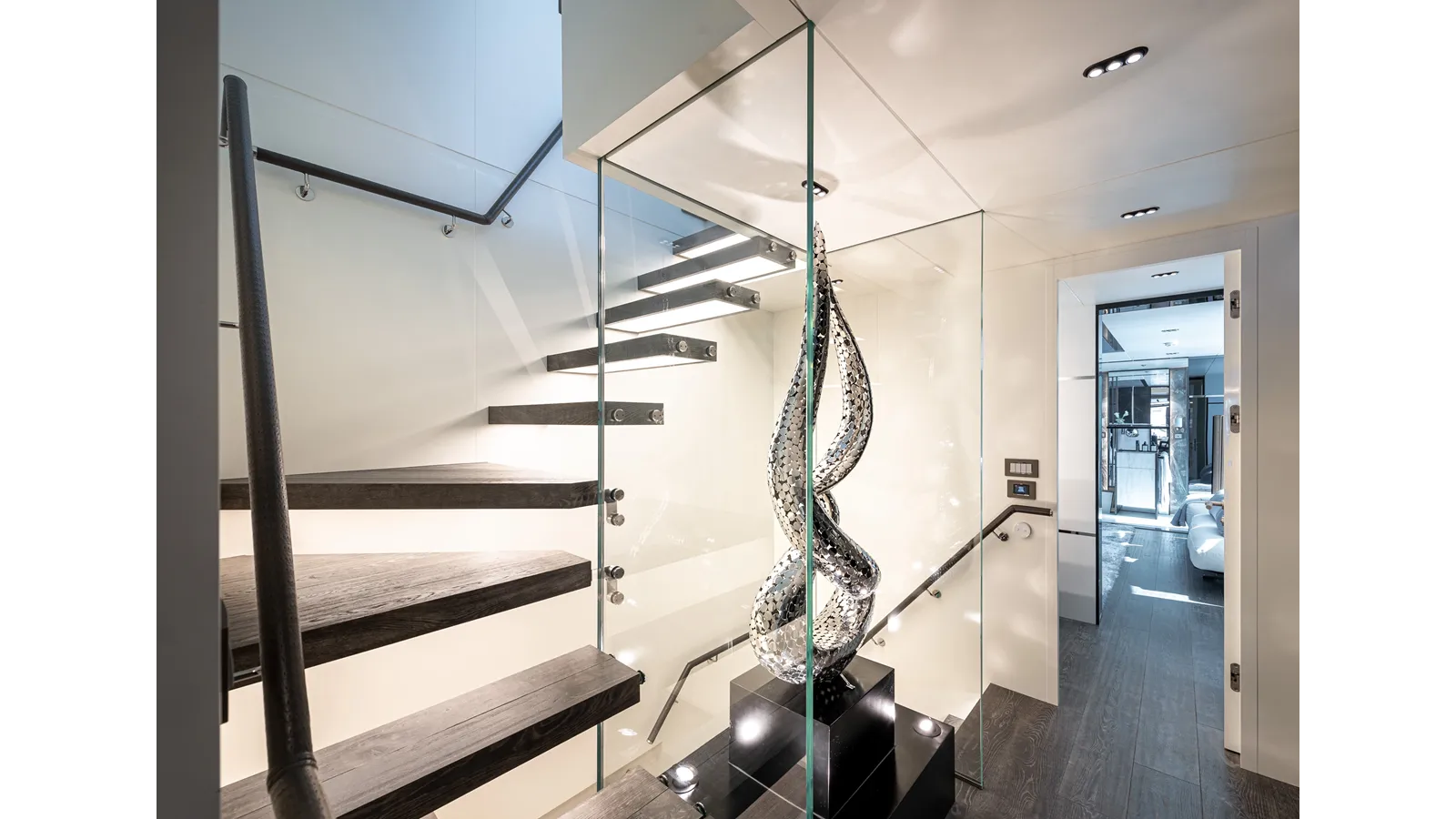 NUMARINE 37XP-21 2027