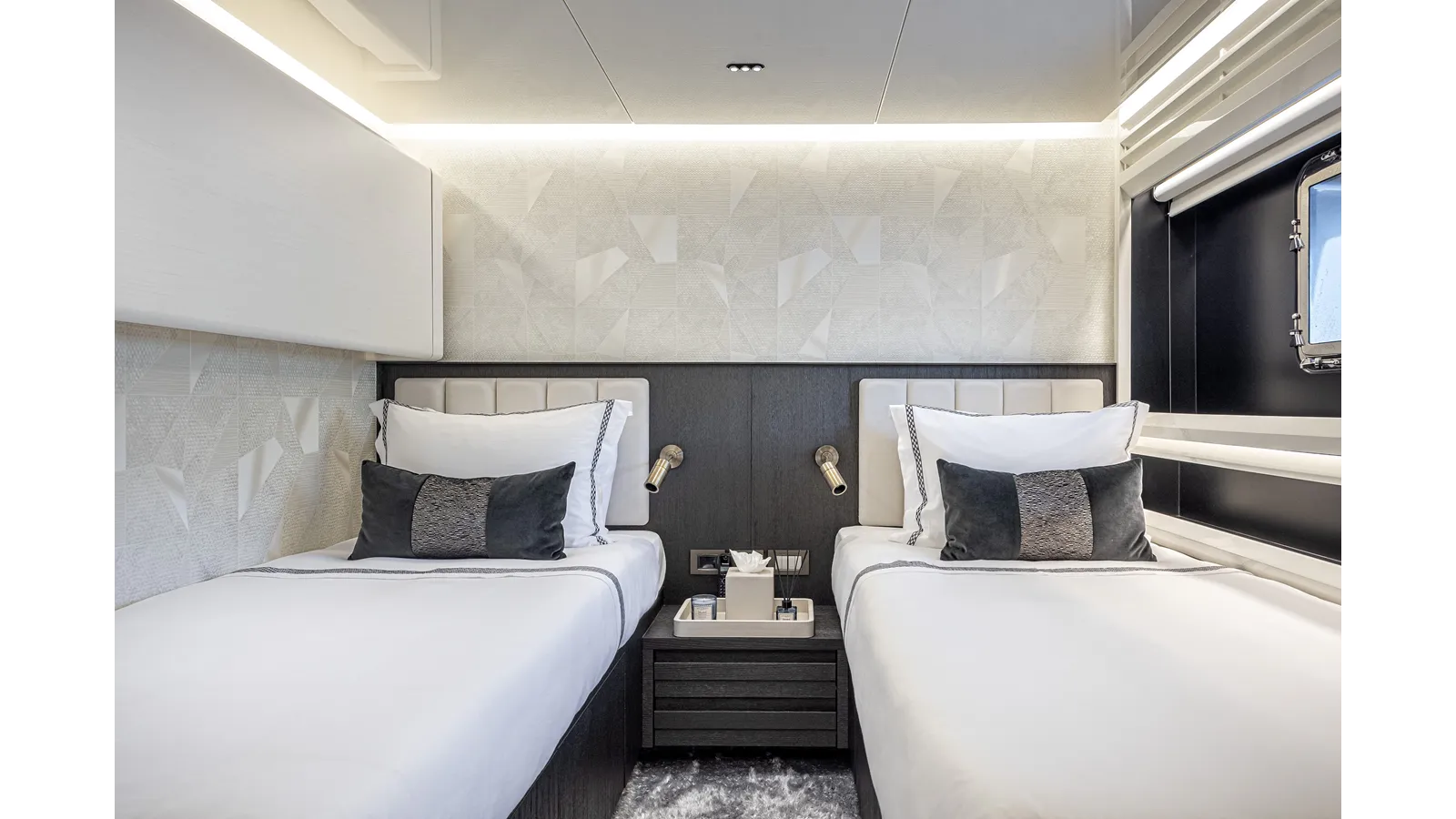 best yacht sales deals NUMARINE 37XP-21