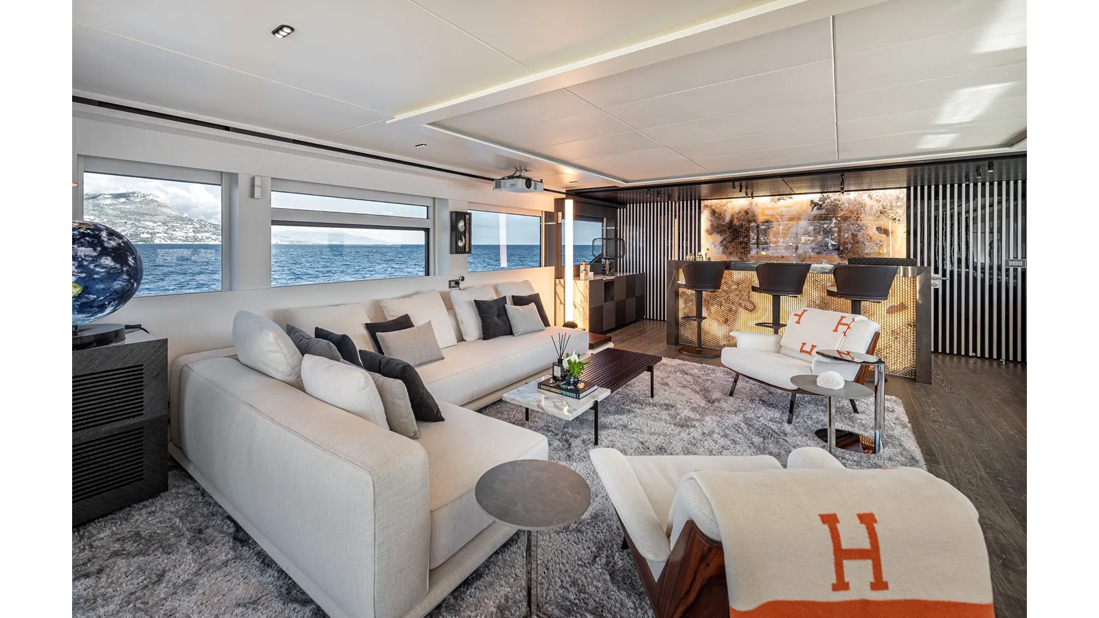 best yacht sales deals NUMARINE 37XP-21 121