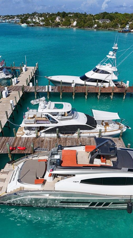 Buy a yacht Auora 2023