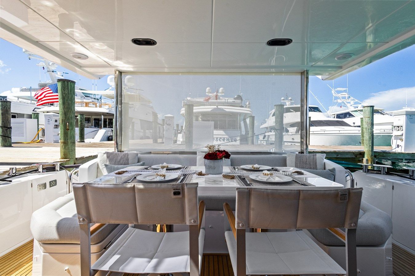 Buy a Auora - Azimut Yachts at Shestakov Yacht Sales