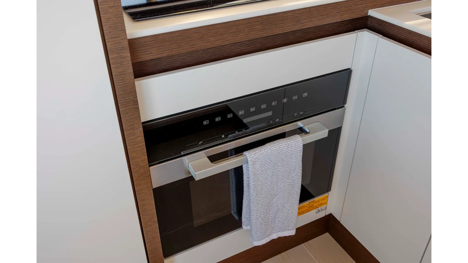 Купить NEVER LOST - PRESTIGE