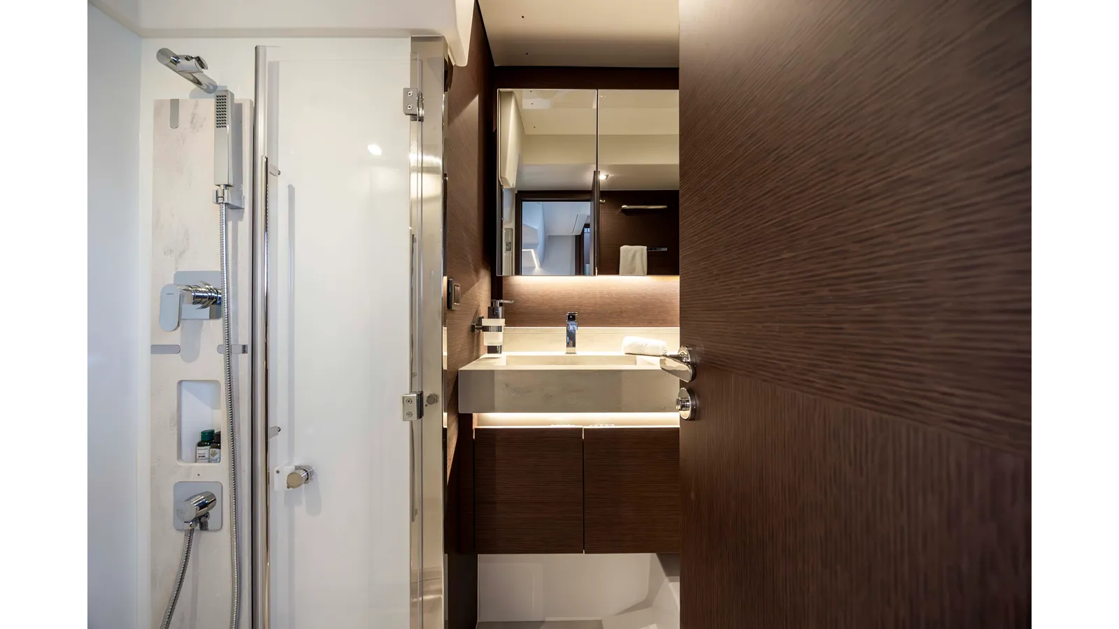 Продажа яхты NEVER LOST 2023