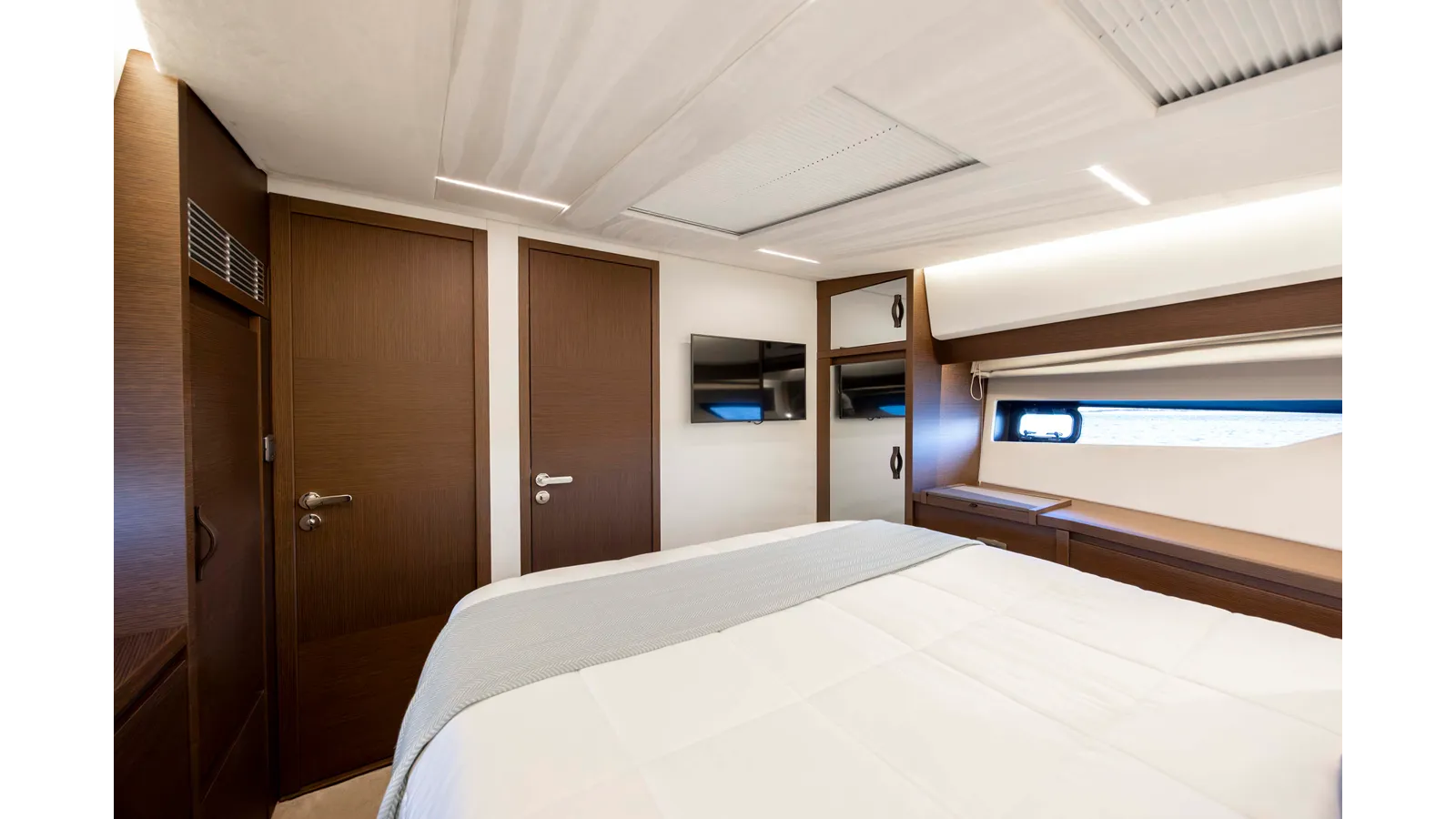 NEVER LOST - PRESTIGE