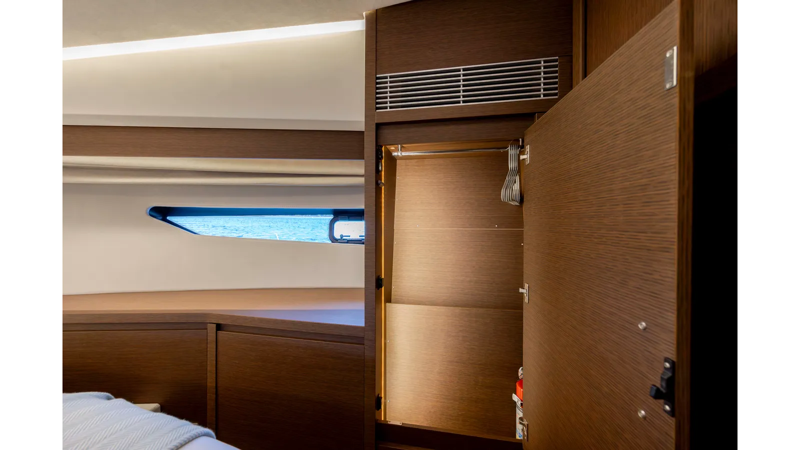 Лучшие предложения покупки яхты NEVER LOST - PRESTIGE