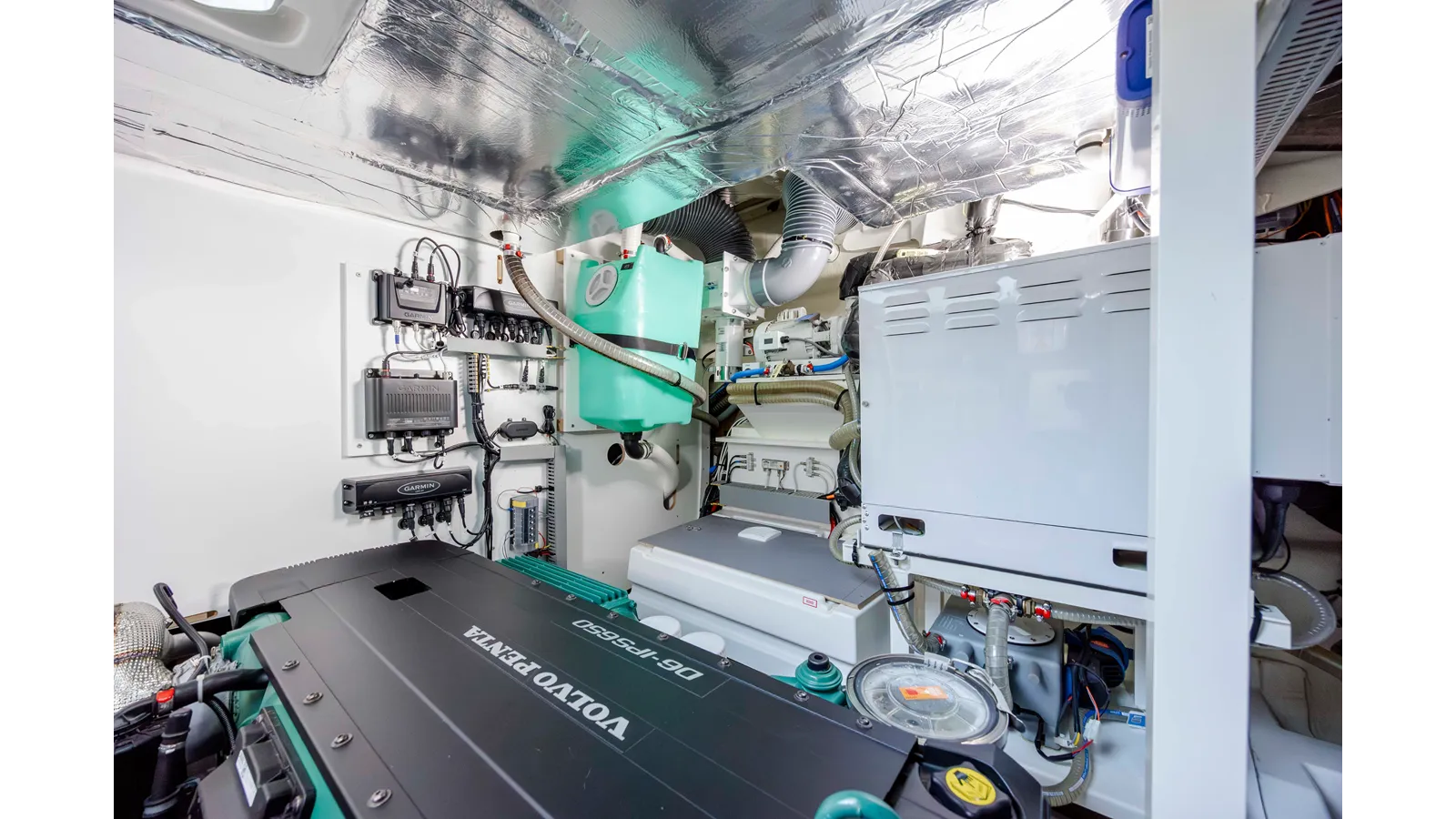 Лучшая цена на NEVER LOST - PRESTIGE