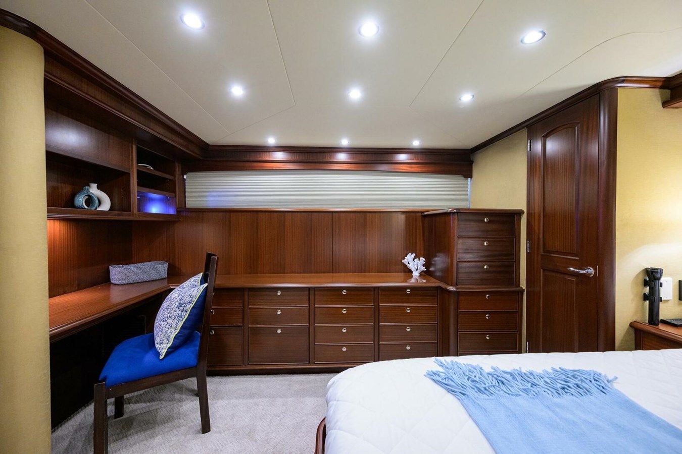 best yacht sales deals JULE 2005