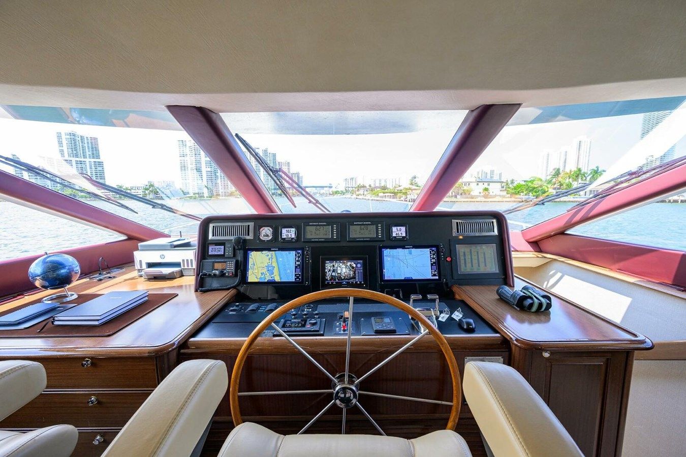 Buy a JULE 85 at Shestakov Yacht Sales