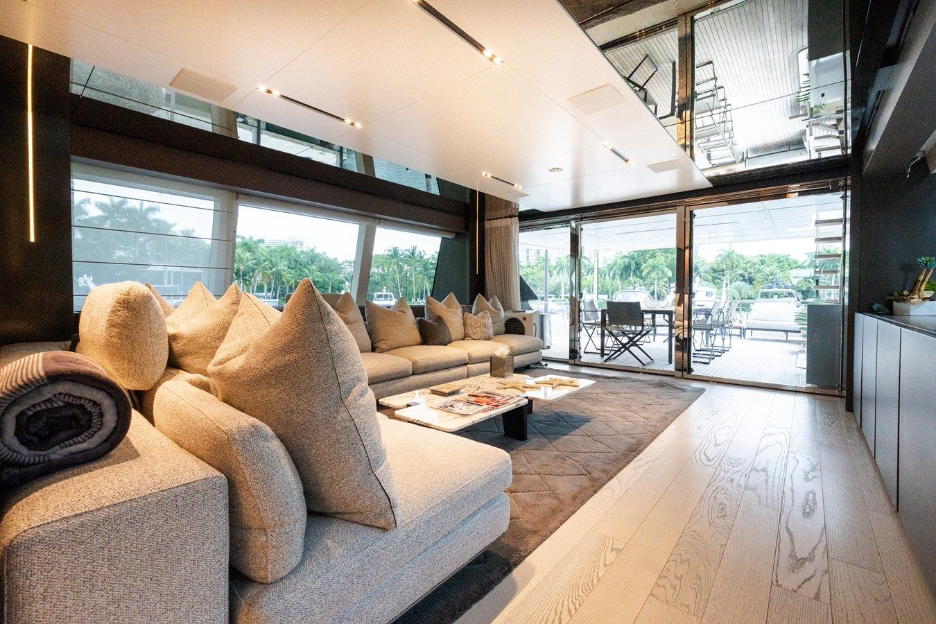 Buy a yacht AMITY - Custom Line