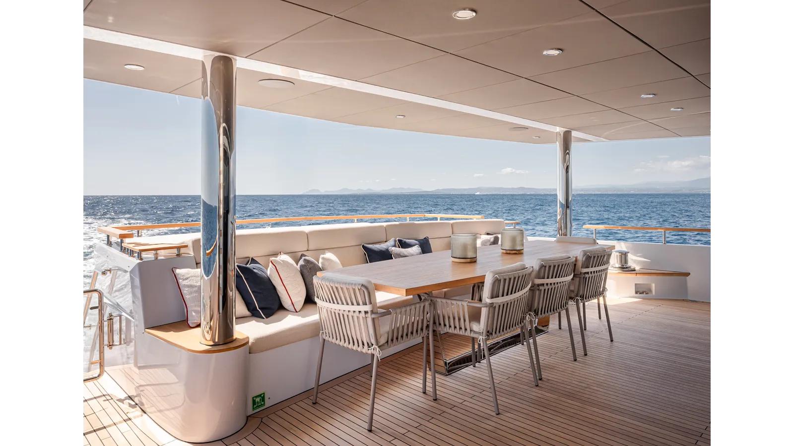 NUMARINE 37XP-21 2027 price