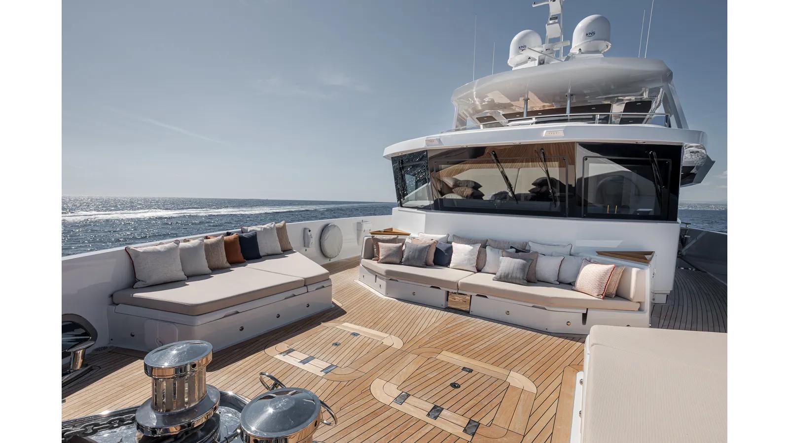 best yacht sales deals NUMARINE 37XP-21 121