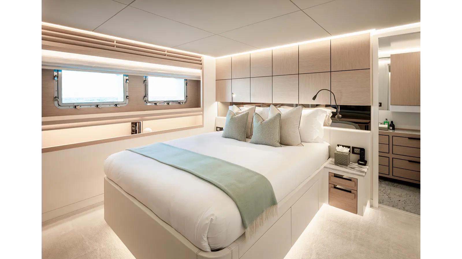 Buy a NUMARINE 37XP-21 at Shestakov Yacht Sales