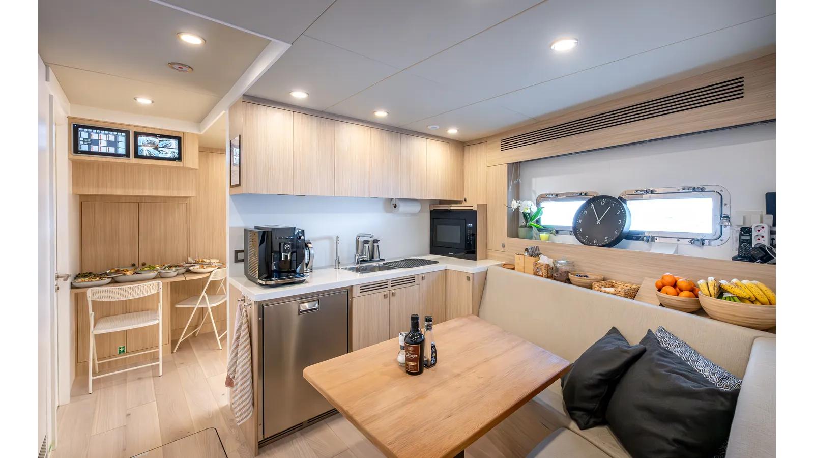 NUMARINE 37XP-21 - Numarine yacht sale