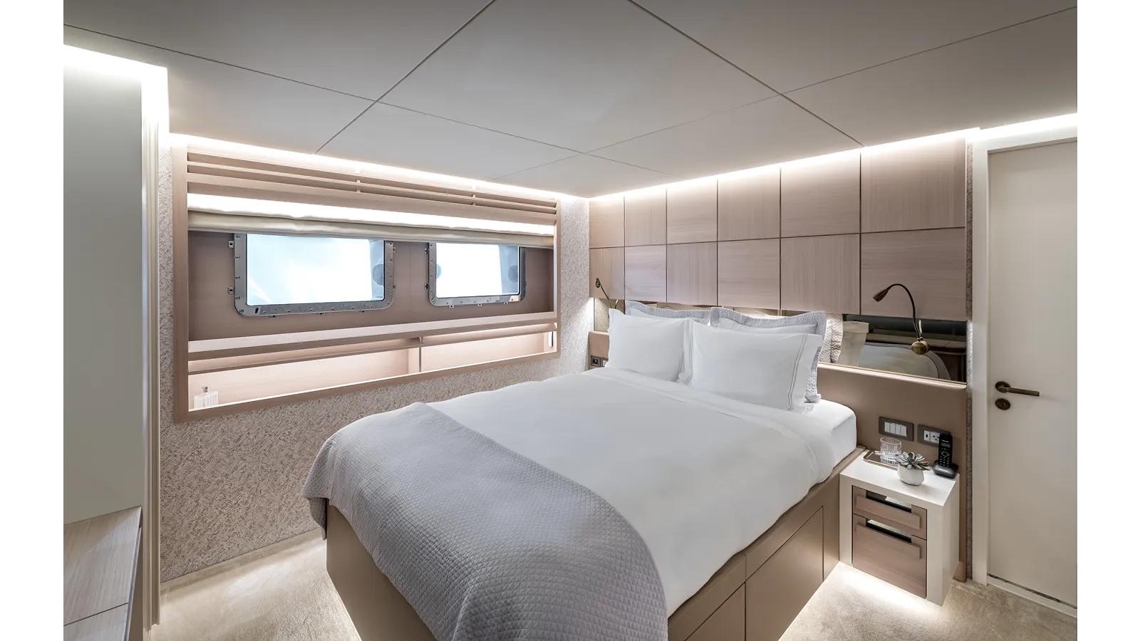 the best price on NUMARINE 37XP-21