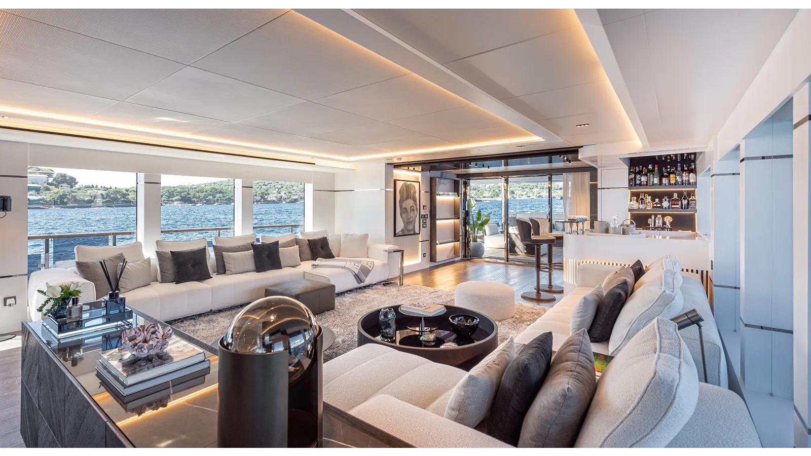 NUMARINE 37XP-21 121 yacht sale