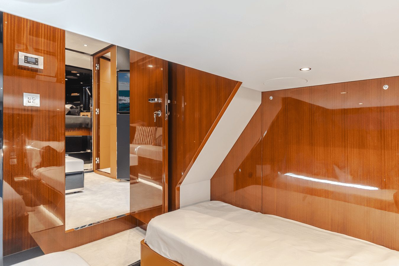 the best price on MRS. NICELY Dolceriva