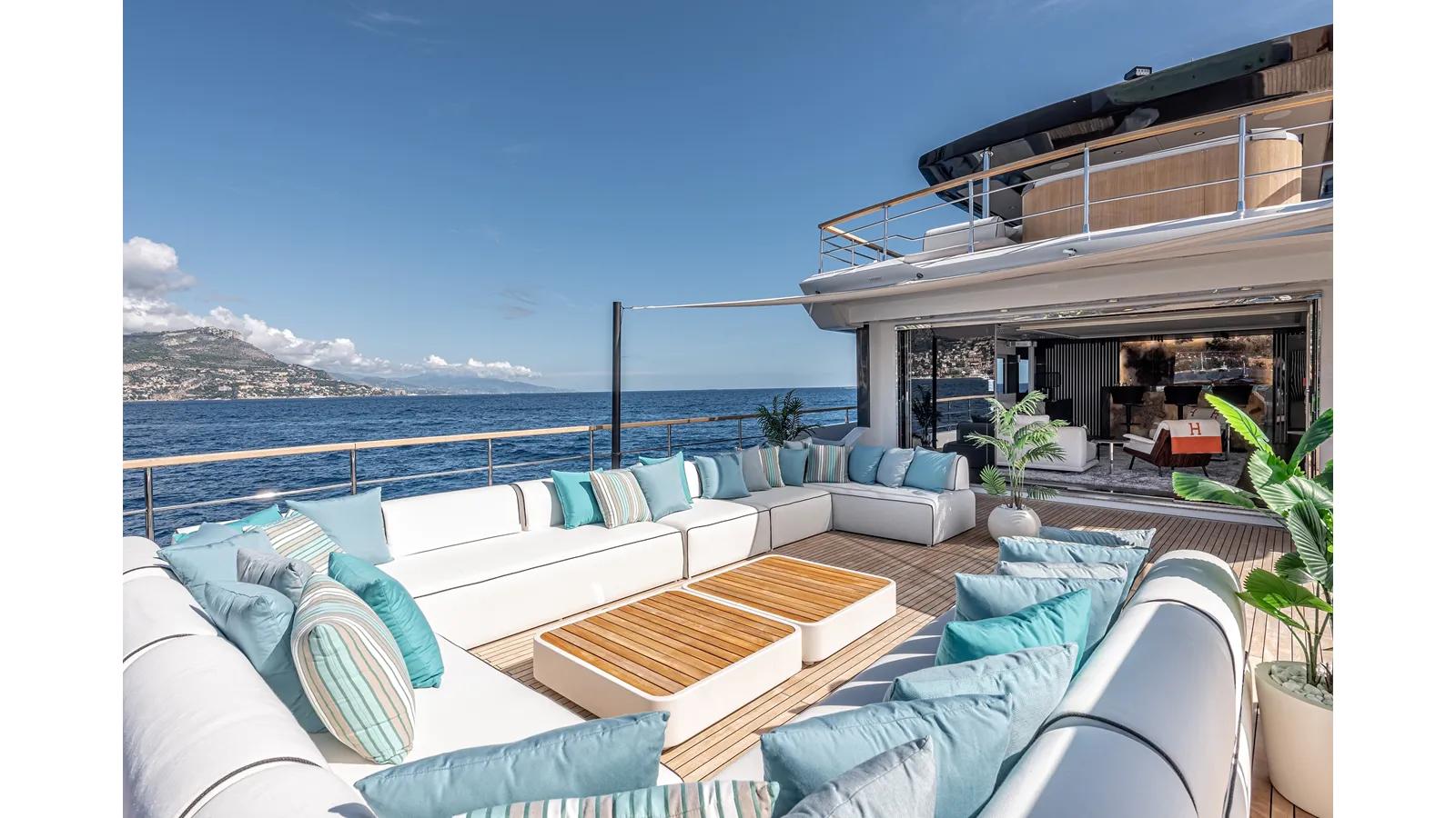 the best price on NUMARINE 37XP-21 121