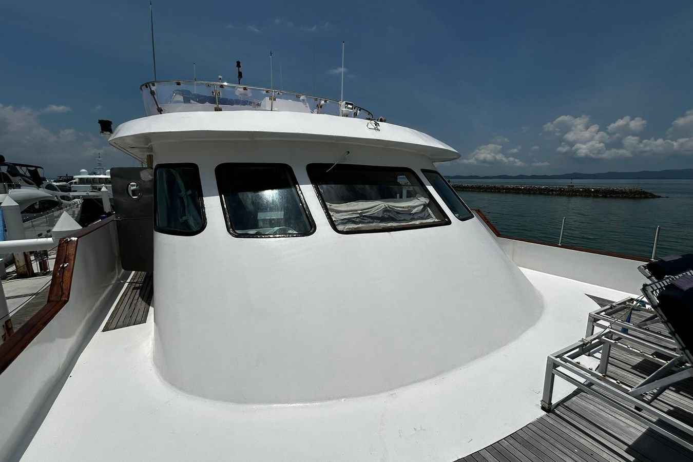 Buy a La Mer at Shestakov Yacht Sales