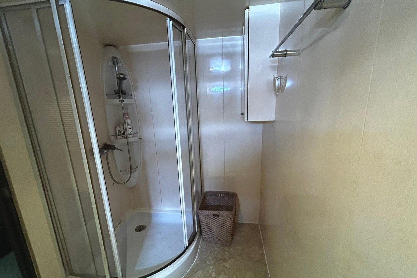 best yacht sales deals La Mer 2003