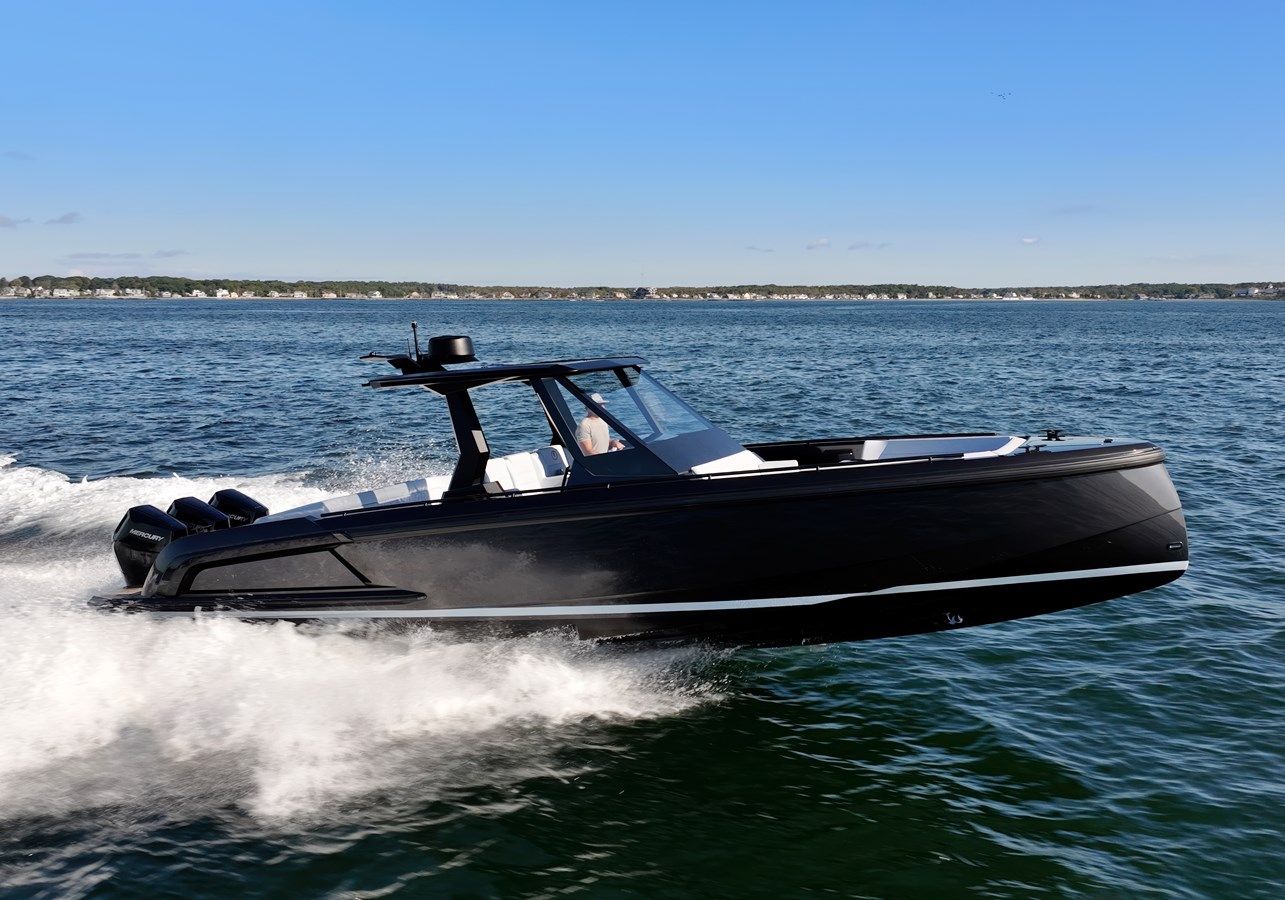 best yacht sales deals LIBERTY - VANQUISH YACHTS