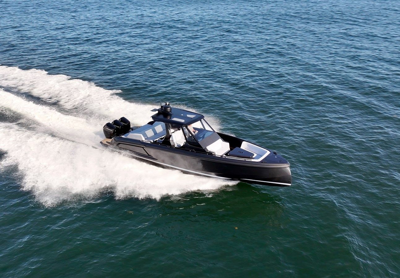 LIBERTY - VANQUISH YACHTS