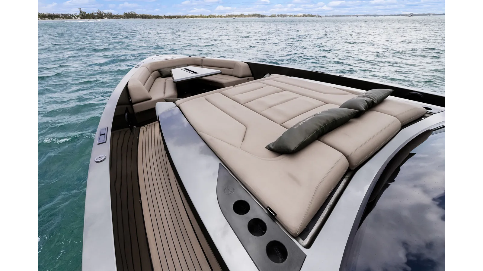 the best price on Permanent Vacation VQ52 Hardtop