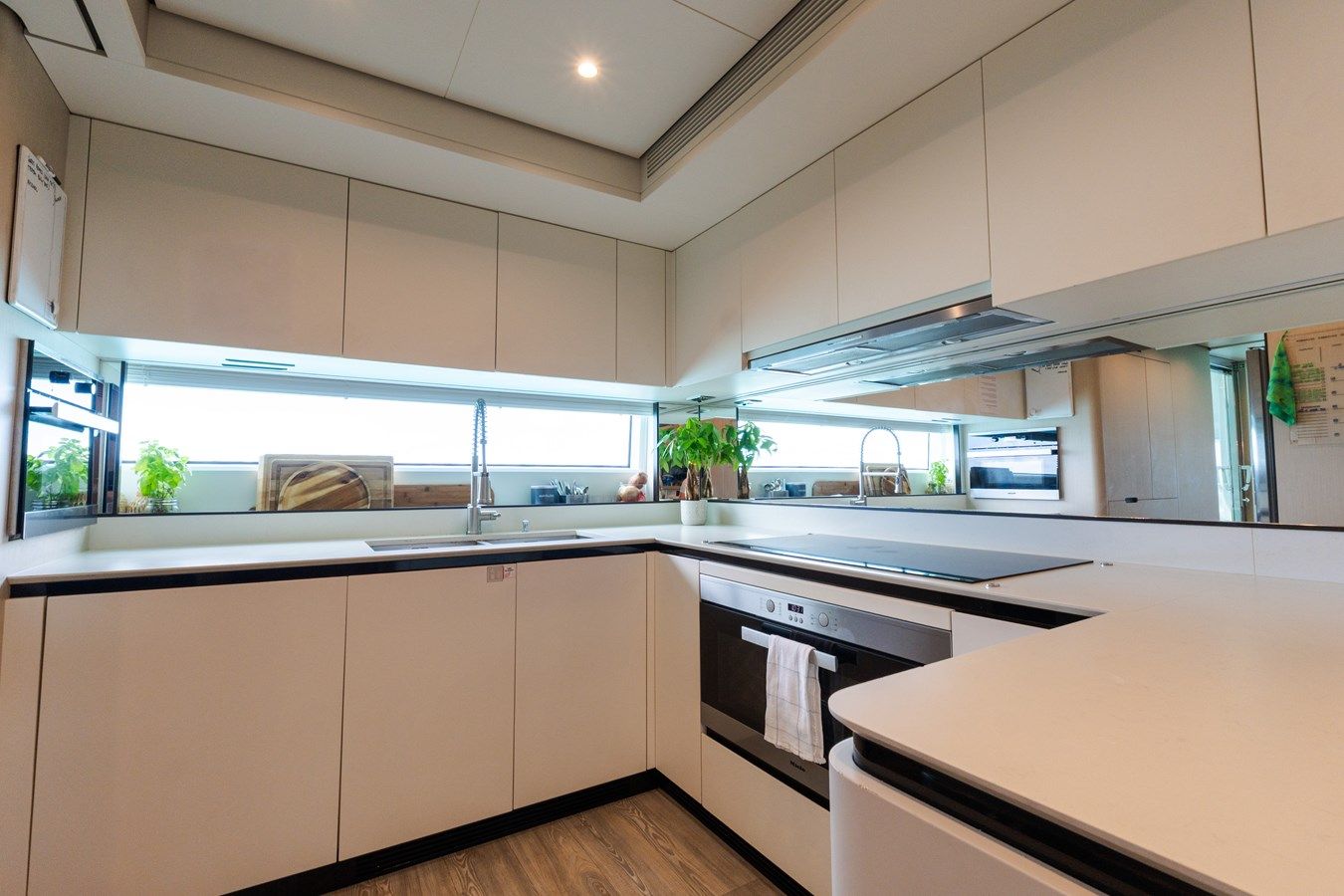 Buy a PENJA - Azimut Yachts at Shestakov Yacht Sales