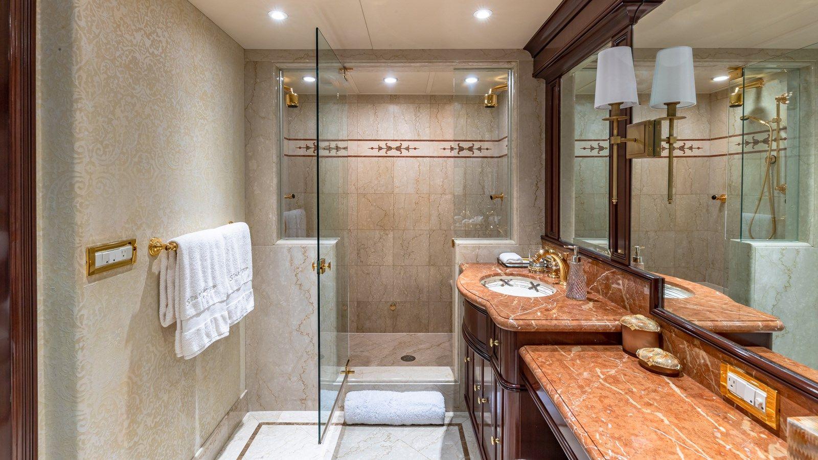 Стоимость яхты STARSHIP