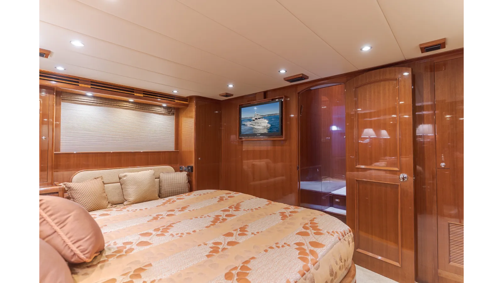 Купить MALOU - HAMPTON YACHTS