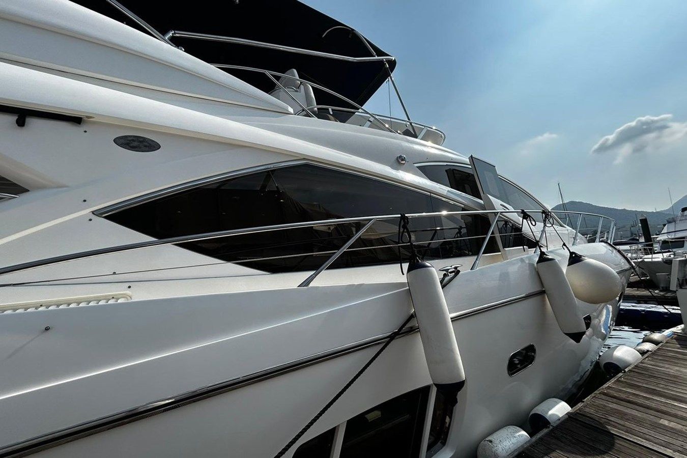 Buy a yacht Capital Sea 2010