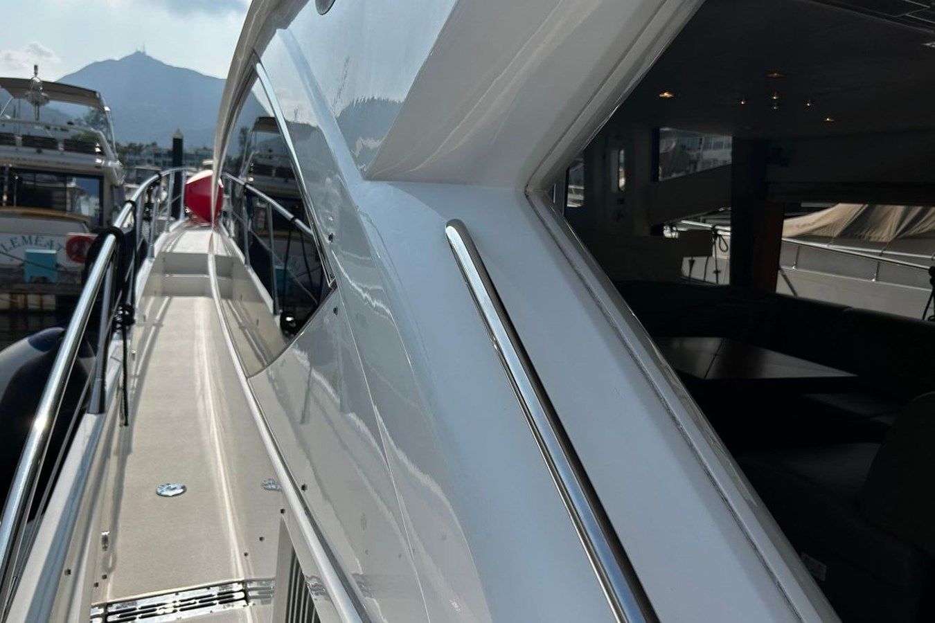 Buy a yacht Capital Sea Manhattan 60