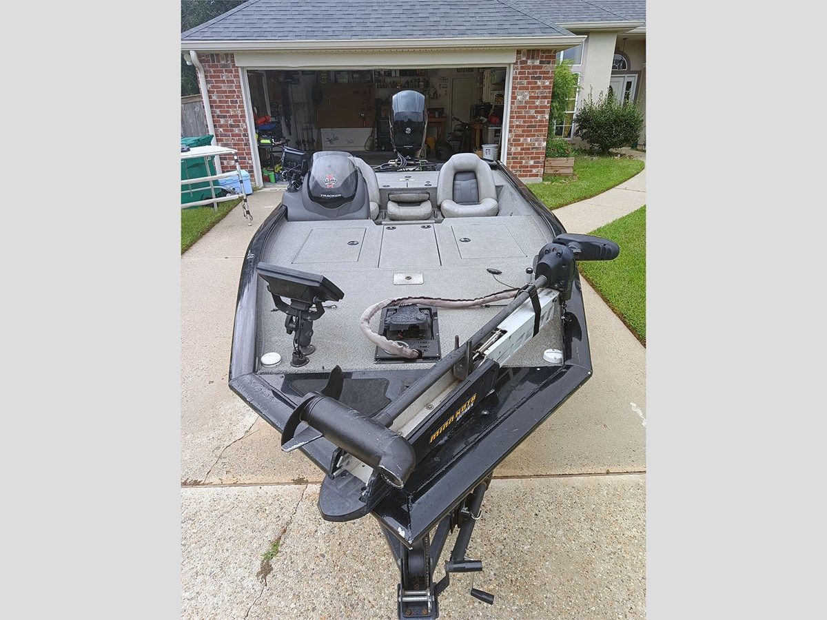 19' Tracker 2018 195 TXW