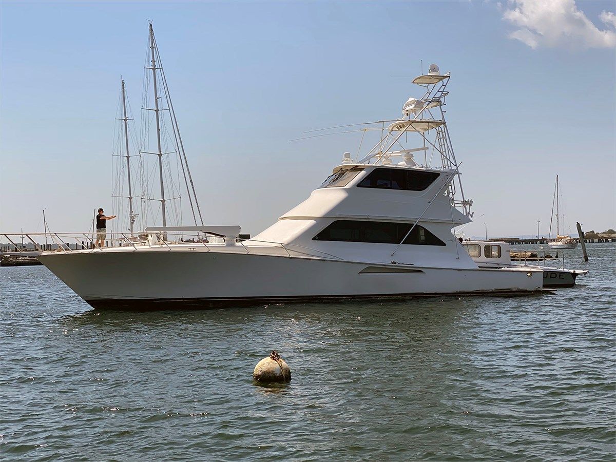 Продажа яхты 65' Viking 2000 Convertible - VIKING