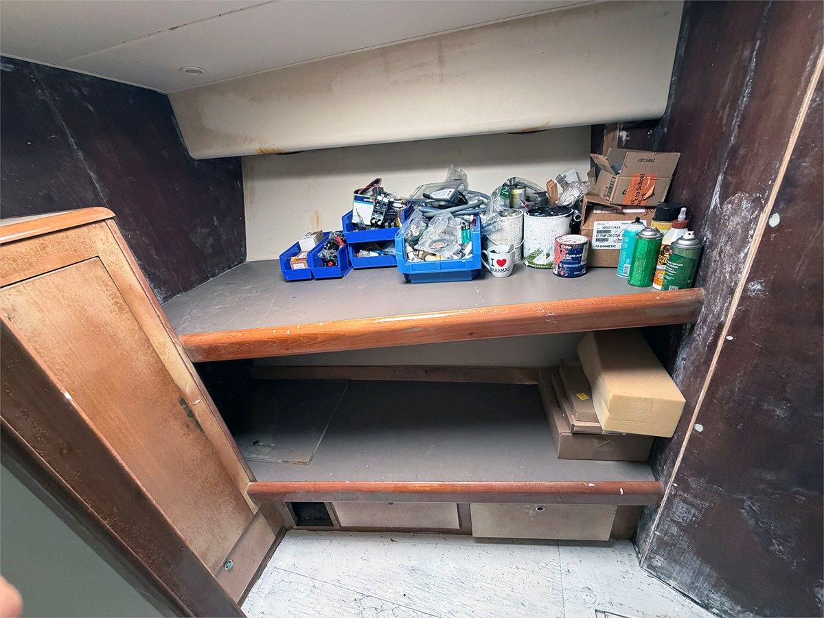 Купить яхту 65' Viking 2000 Convertible - VIKING в Shestakov Yacht Sales